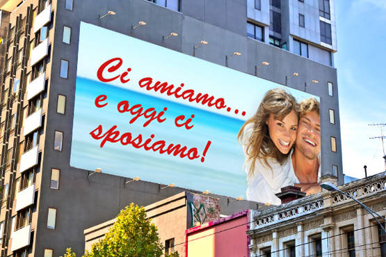 La vostra storia d'amore su un cartellone pubblicitario