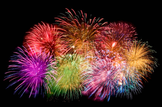 Uno spettacolo di fuochi d'artificio per una festa scoppiettante!