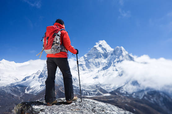 Sulla vetta dell'Everest: un'esperienza sul Tetto del Mondo