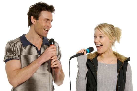 10 canzoni italiane per un duetto al karaoke - Prima puntata