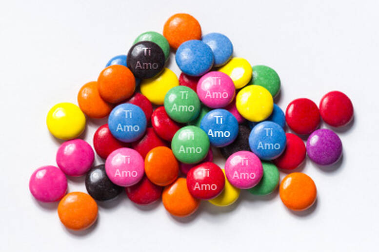 Regala una dolce sorpresa di cioccolato: i simpaticissimi M&M's personalizzati