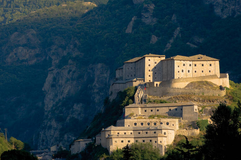 Immergiti nella Storia, nella maestosa cornice del Forte di Bard