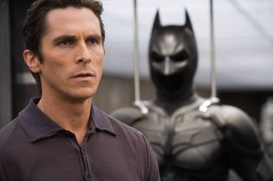 Bruce Wayne e Batman: l'uomo e la sua ombra