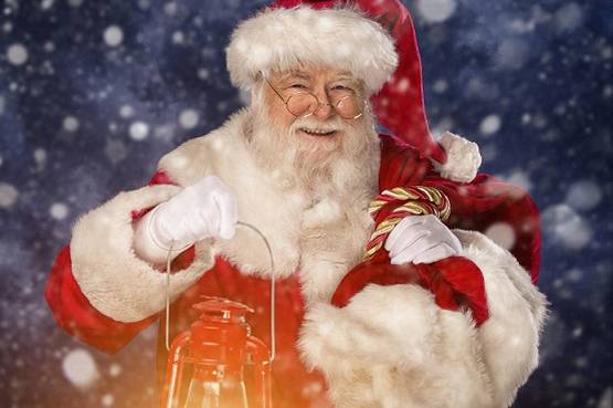 Babbo Natale è a casa sua e ti aspetta: corri a trovarlo!
