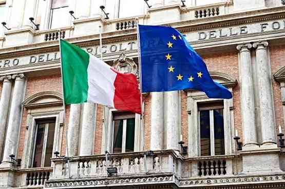 Lamentarsi dei politici? Sono solo un campione rappresentativo della società