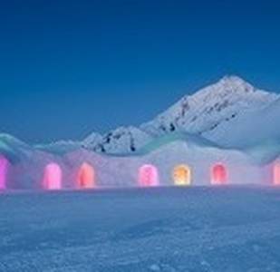 Una notte romantica in igloo per due