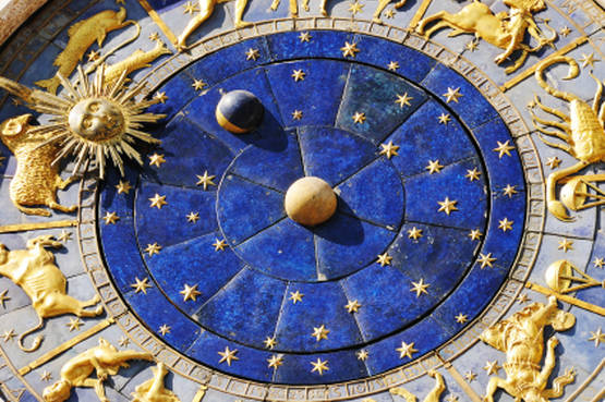 L'oroscopo - Il segno zodiacale si può riflettere nei gesti quotidiani?