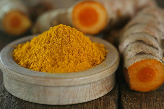 La curcuma, un alleato in cucina e non solo