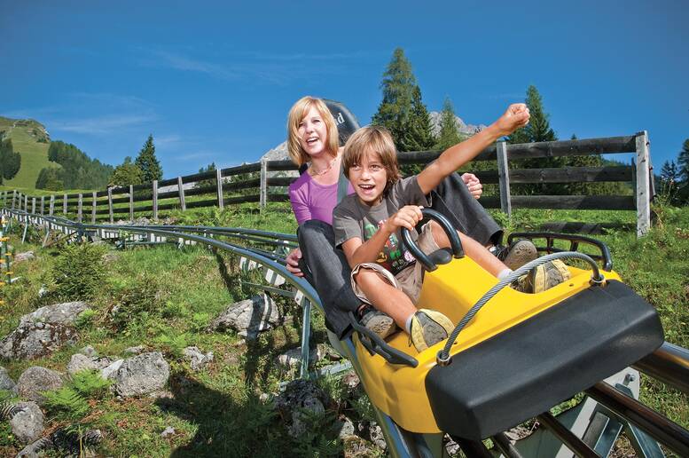 Alpine Coaster è un divertimento per grandi e piccoli
