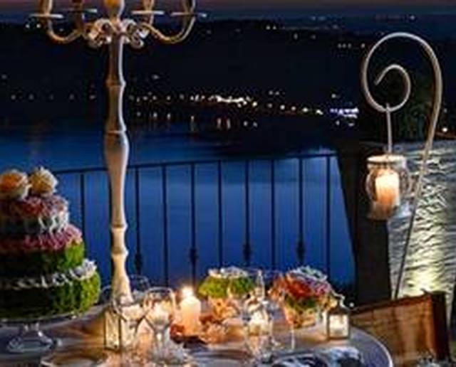 Una cena romantica, coccolati sulle rive del lago Albano