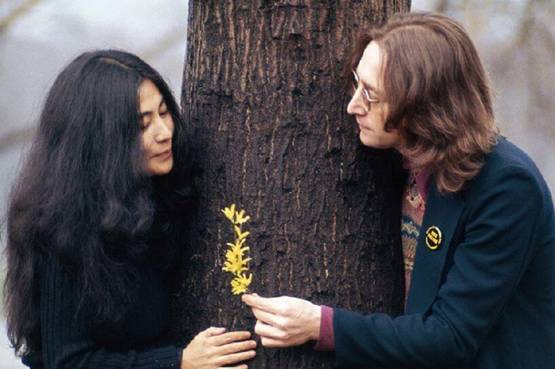 Una storia d’amore tra sognatori: John Lennon e Yoko Ono
