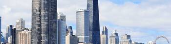 Per chi non teme le altezze, un'adrenalinica esperienza su un grattacielo di Chicago
