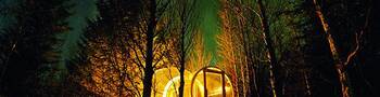 Immersi in suggestivi scenari naturali, protetti da un Bubble Hotel