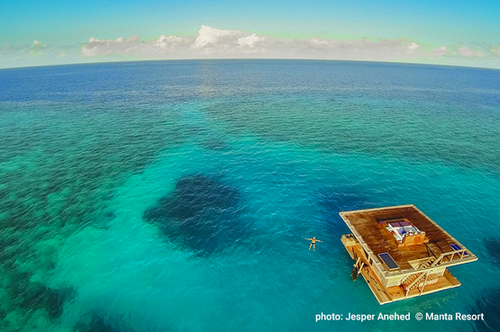 Il Manta Resort di Zanzibar: dormire sott’acqua tra flora e fauna marine