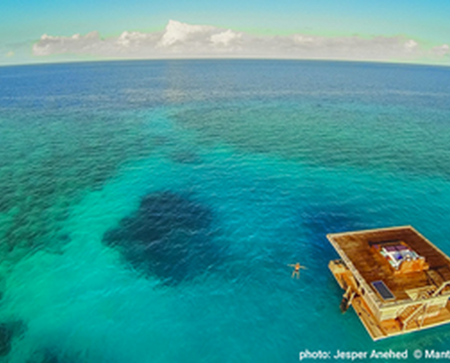 Il Manta Resort di Zanzibar: dormire sott’acqua tra flora e fauna marine
