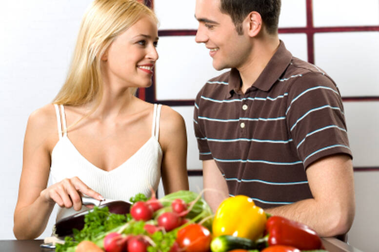 Corso di cucina per single: trovare l'anima gemella prendendola per la gola