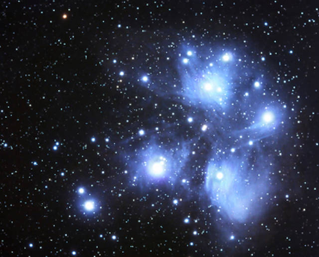 La magia del cielo stellato sul soffitto di camera tua