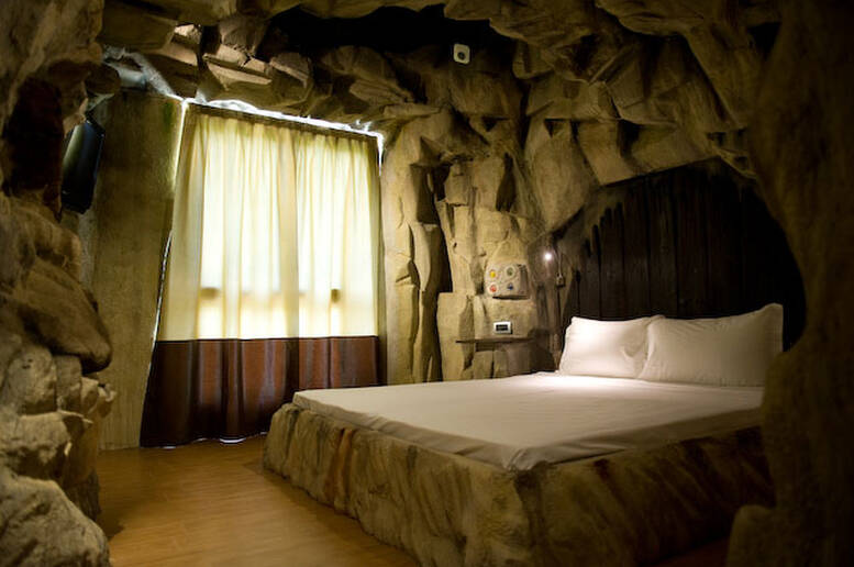 Un hotel a 4 dimensioni, con incredibili camere fiabesche